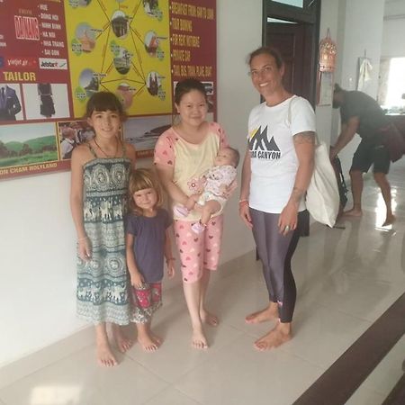 Sunshine Homestay ホイアン エクステリア 写真